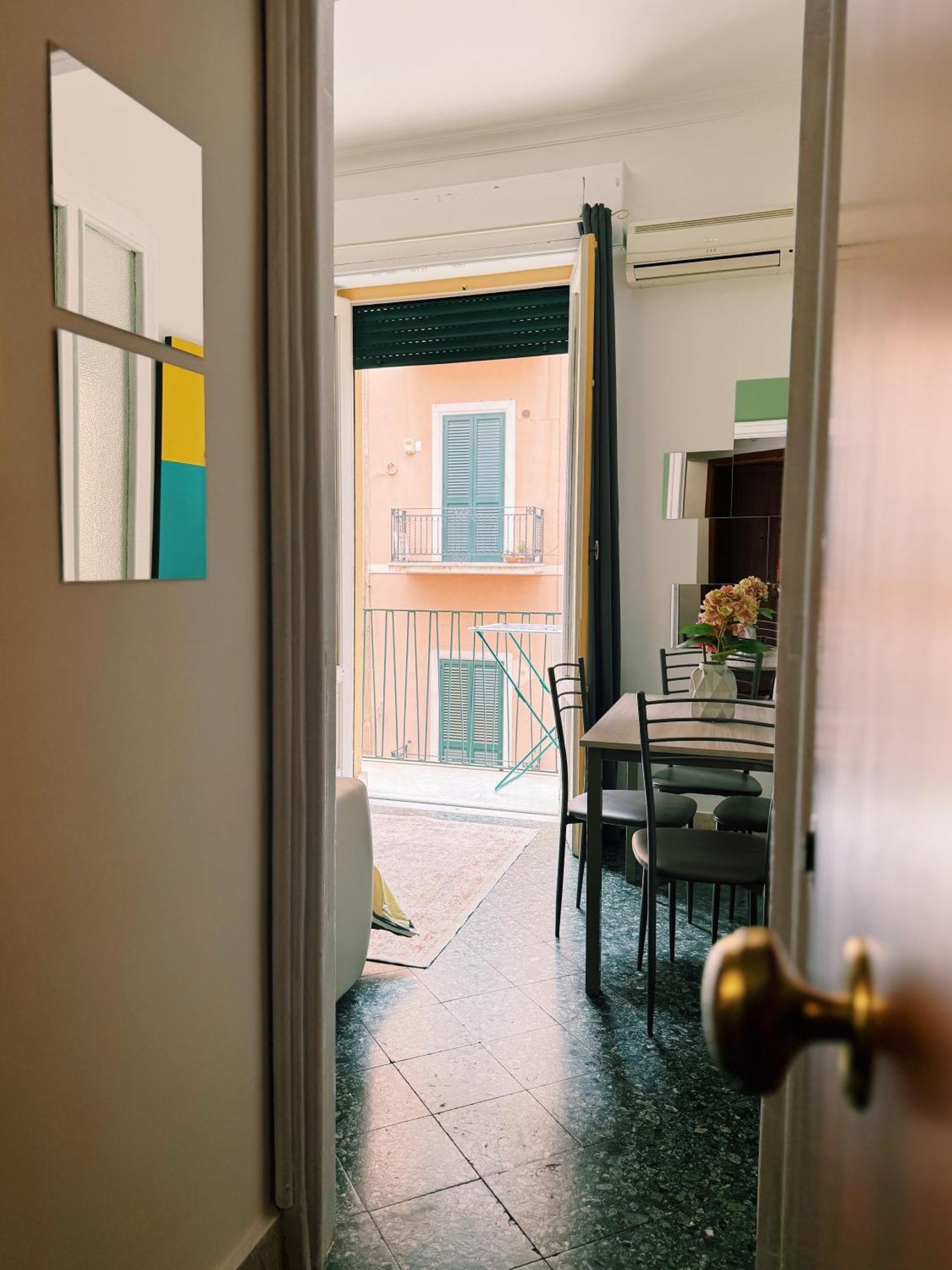 Quattru Passi Apartment Палермо Екстериор снимка